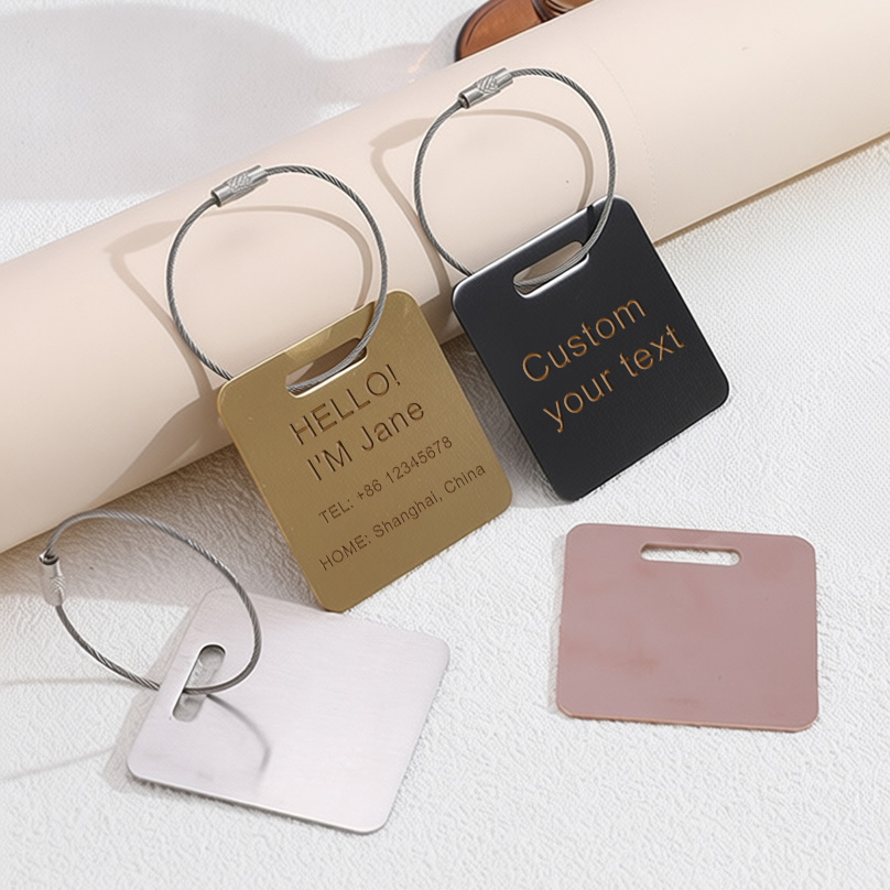 カスタム名入り荷物タグ レーザー彫刻ラベル 盗難防止旅行用品 - Travel Accessories Store のレビューと価格